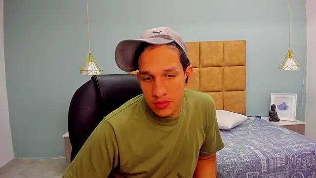 Snapshot of Jheidertwink chatting on September 21, 2025, 12:29 pm Jheidertwink online show from September 21, 2025, 12:29 pm