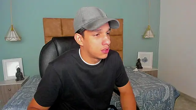 Snapshot of Jheidertwink chatting on September 22, 2025, 12:29 pm Jheidertwink online show from September 22, 2025, 12:29 pm