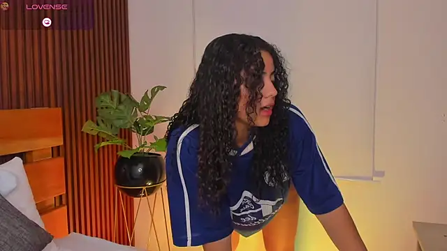 Snapshot of yaya23x chatting on November 19, 2025, 2:39 pm yaya23x online show from November 19, 2025, 2:39 pm