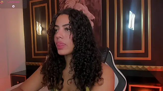 yaya23x online show from May 2, 2026, 1:49 pm