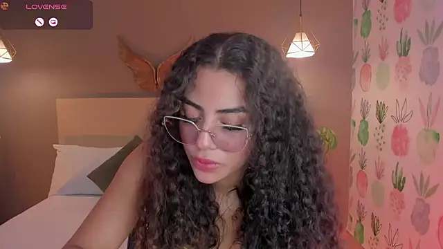 yaya23x online show from July 24, 2026, 2:48 pm