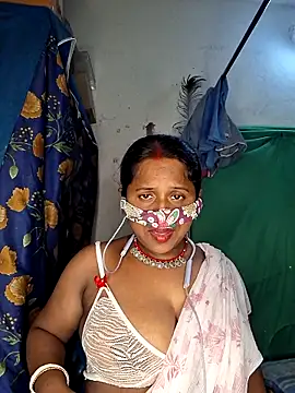 Real Desi Couple online show from June 5, 2026, 5:40 pm