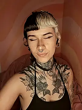 suesky online show from January 5, 2025, 3:53 am