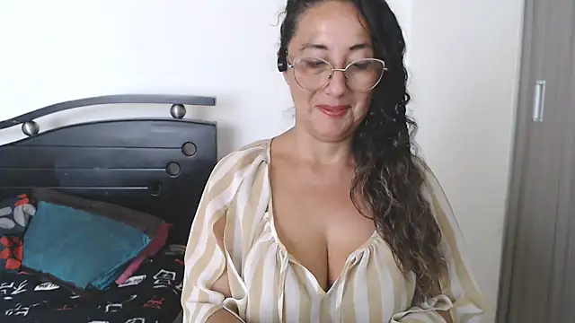 Snapshot of naugthyshanoon chatting on March 11, 2025, 10:20 pm naugthyshanoon online show from March 11, 2025, 10:20 pm