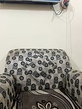 Snapshot of HoneyBearCpl chatting on March 22, 2025, 4:47 pm HoneyBearCpl online show from March 22, 2025, 4:47 pm