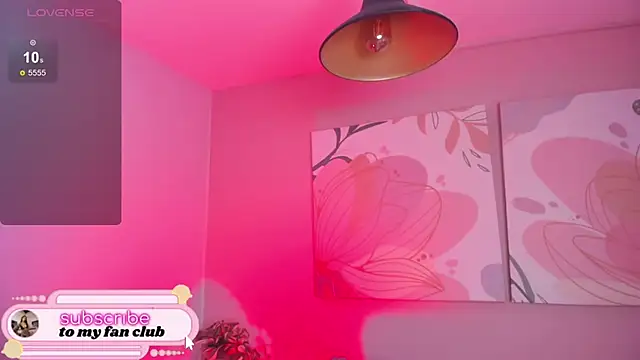 Snapshot of sade_jackson1 chatting on January 10, 2025, 4:51 pm sade jackson1 online show from January 10, 2025, 4:51 pm