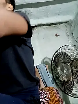 Roni1028 online show from December 20, 2024, 6:13 pm