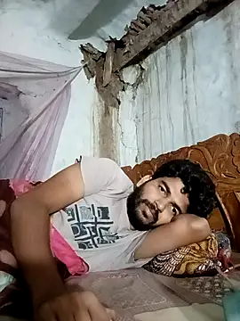 Roni1028 online show from October 13, 2025, 8:20 pm