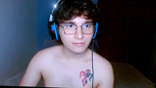 Charley quin online show from April 27, 2026, 11:58 pm