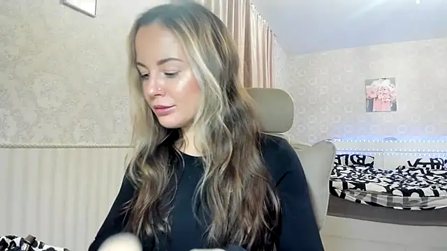 jennifer838 online show from February 18, 2026, 3:41 pm