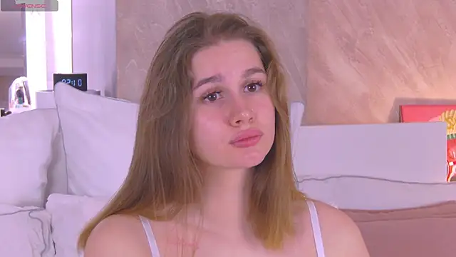 EllieHayes online show from March 2, 2025, 10:59 pm