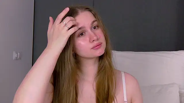 EllieHayes online show from June 11, 2026, 5:27 am
