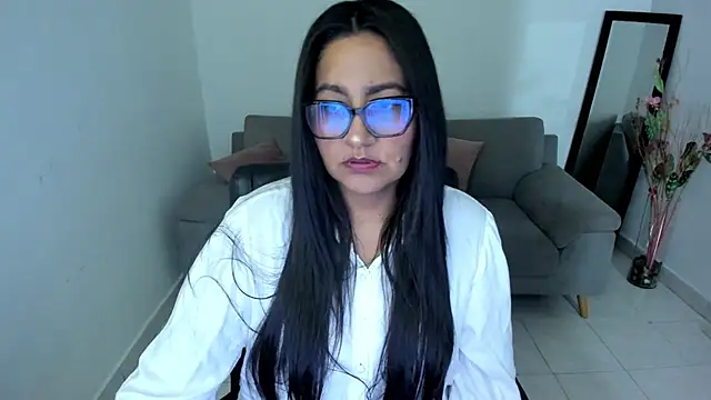 Adele Sweett online show from May 2, 2026, 10:42 am