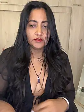 Snapshot of Adele_Sweett chatting on July 28, 2026, 3:21 pm Adele Sweett online show from July 28, 2026, 3:21 pm