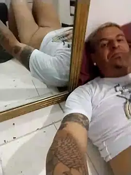 Bernardodurao online show from March 11, 2026, 2:06 am