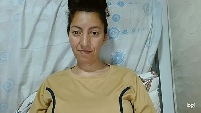 kaybabyhot online show from October 2, 2025, 3:35 am