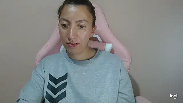 kaybabyhot online show from February 16, 2026, 3:57 am