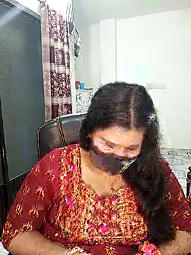 Hot-Angel  online show from January 5, 2026, 5:27 pm