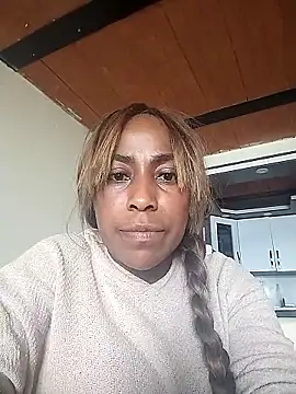 KamariaFyre online show from January 14, 2026, 6:13 pm