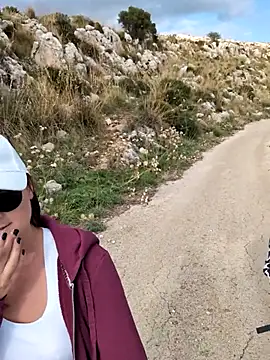 Samira-Summer online show from November 4, 2025, 12:15 pm