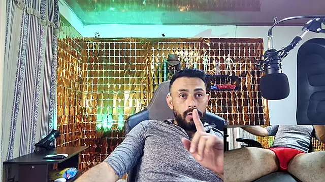 Snapshot of BEN_BLAZE chatting on January 17, 2025, 5:21 am BEN BLAZE online show from January 17, 2025, 5:21 am