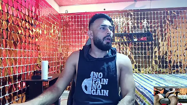 Snapshot of BEN_BLAZE chatting on January 22, 2025, 2:15 am BEN BLAZE online show from January 22, 2025, 2:15 am