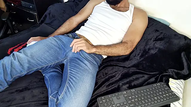 Snapshot of BEN_BLAZE chatting on February 20, 2025, 7:08 pm BEN BLAZE online show from February 20, 2025, 7:08 pm