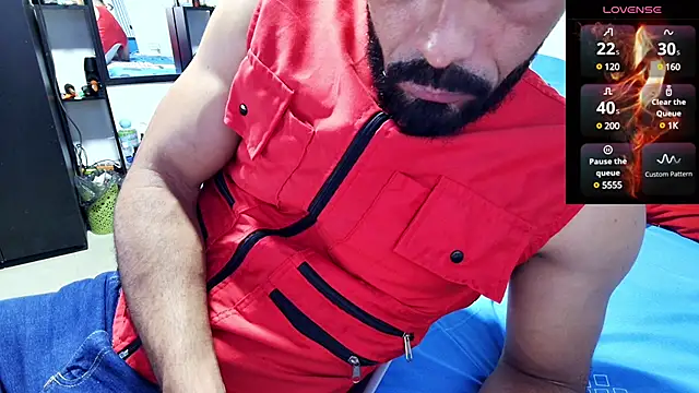 Snapshot of BEN_BLAZE chatting on March 18, 2025, 2:15 pm BEN BLAZE online show from March 18, 2025, 2:15 pm