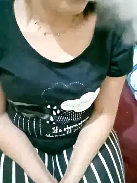 ShadiaStar online show from March 23, 2025, 3:43 am