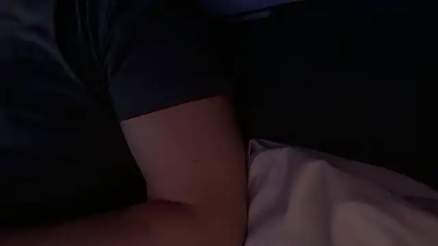 Snapshot of houy111111 chatting on November 19, 2025, 7:36 pm houy111111 online show from November 19, 2025, 7:36 pm