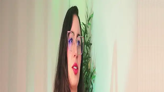 Kendal Mosk online show from April 29, 2026, 5:06 pm