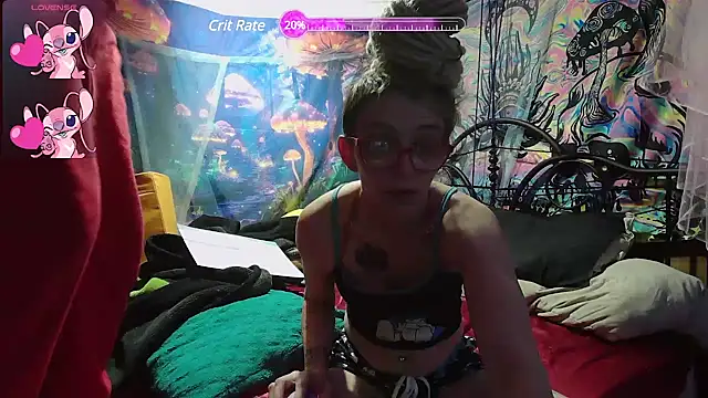 Snapshot of Stonermama666420 chatting on February 4, 2025, 2:39 am Stonermama666420 online show from February 4, 2025, 2:39 am