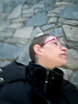 Snapshot of Stonermama666420 chatting on December 21, 2025, 3:41 pm Stonermama666420 online show from December 21, 2025, 3:41 pm