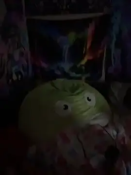 Snapshot of Stonermama666420 chatting on February 9, 2026, 7:23 am Stonermama666420 online show from February 9, 2026, 7:23 am