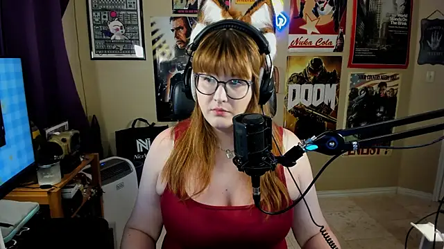 Snapshot of HannahCastle96 chatting on July 26, 2026, 2:42 am HannahCastle96 online show from July 26, 2026, 2:42 am