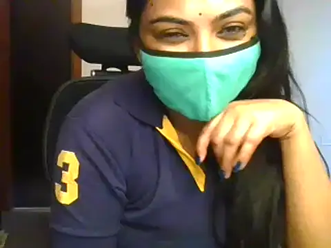 Snapshot of Hritvika chatting on February 18, 2025, 7:32 am Hritvika online show from February 18, 2025, 7:32 am