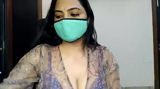 Snapshot of Hritvika chatting on February 21, 2025, 12:39 pm Hritvika online show from February 21, 2025, 12:39 pm