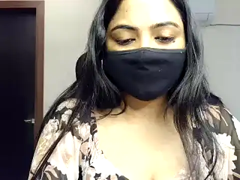 Snapshot of Hritvika chatting on February 28, 2025, 3:59 am Hritvika online show from February 28, 2025, 3:59 am