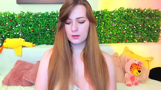 Snapshot of liya_gorgeous chatting on December 20, 2024, 12:16 pm liya gorgeous online show from December 20, 2024, 12:16 pm