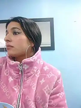 Noah Jhonson online show from March 18, 2025, 7:10 pm