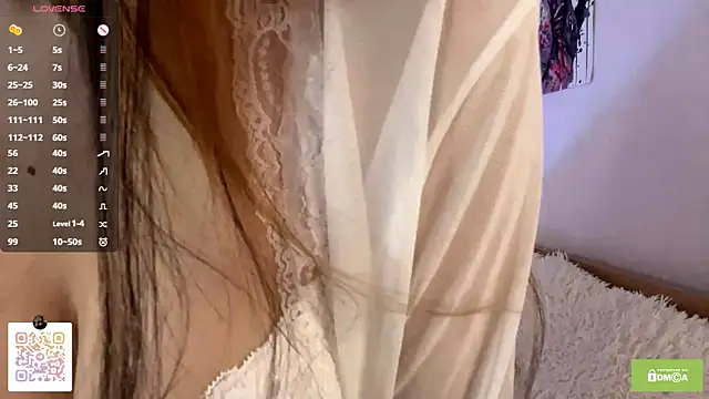 Snapshot of GladysDanley chatting on September 19, 2025, 6:52 pm GladysDanley online show from September 19, 2025, 6:52 pm