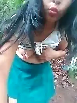 Danna-linyi online show from January 2, 2025, 9:39 pm