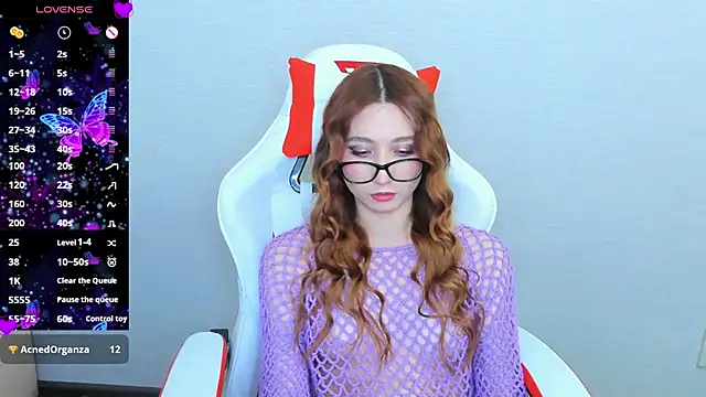 Snapshot of emily_cline chatting on September 15, 2025, 9:20 am emily cline online show from September 15, 2025, 9:20 am