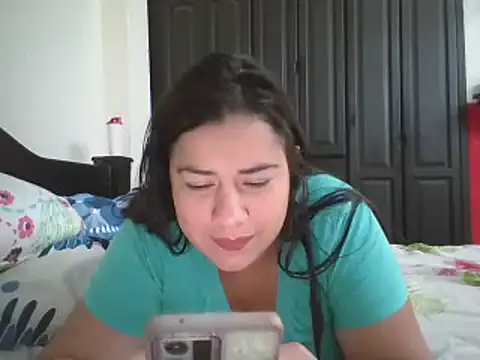 kivylovehot online show from January 11, 2025, 4:57 pm
