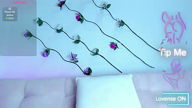 Snapshot of HaleyAmaya chatting on December 14, 2025, 7:18 pm HaleyAmaya online show from December 14, 2025, 7:18 pm