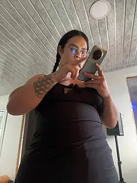 Dulce smith 1 online show from May 27, 2026, 9:56 pm
