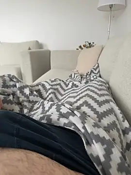 Snapshot of Loco42- chatting on February 13, 2026, 9:16 am Loco42- online show from February 13, 2026, 9:16 am