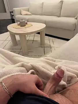 Snapshot of Loco42- chatting on March 18, 2026, 10:46 pm Loco42- online show from March 18, 2026, 10:46 pm