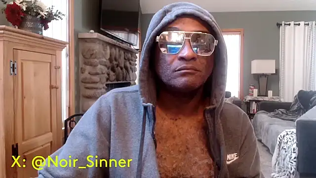 sinnernoir online show from October 27, 2025, 7:40 pm