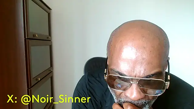sinnernoir online show from April 15, 2026, 7:58 pm